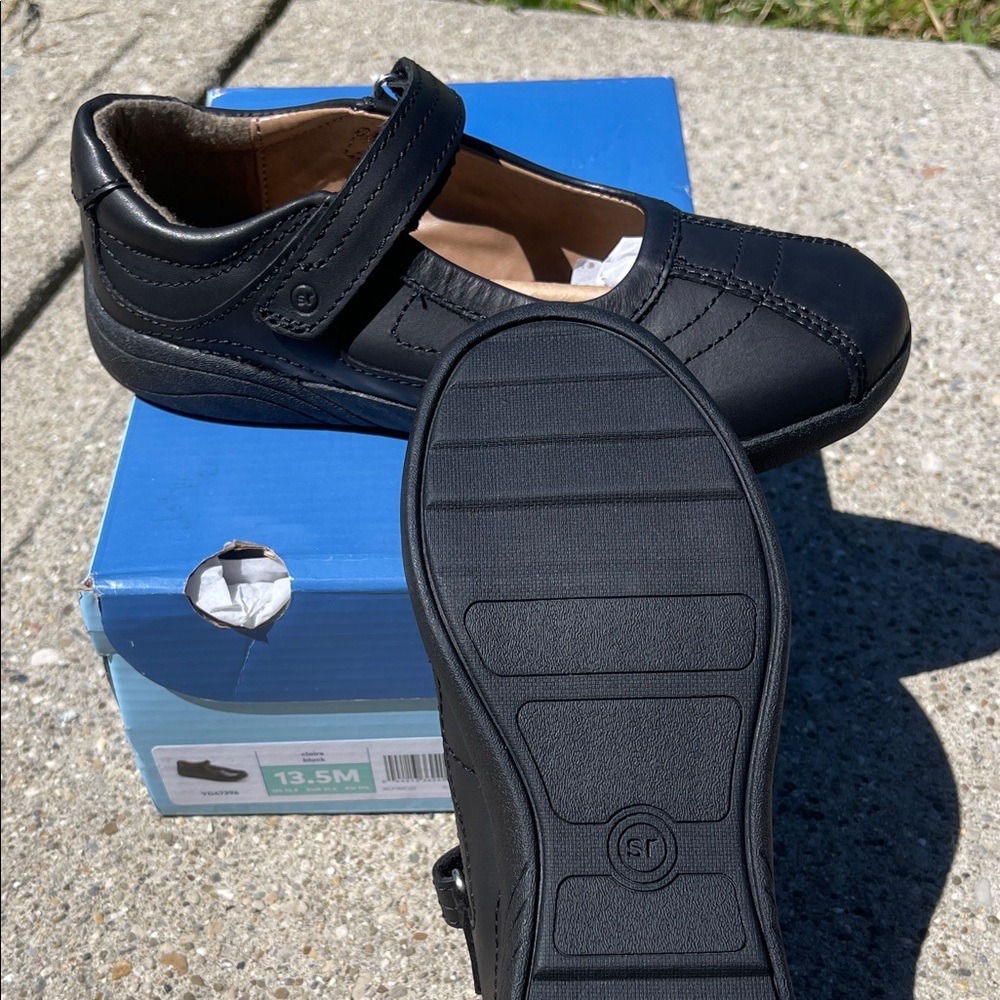 Stride Rite Black Shoes - Picture 2 of 3